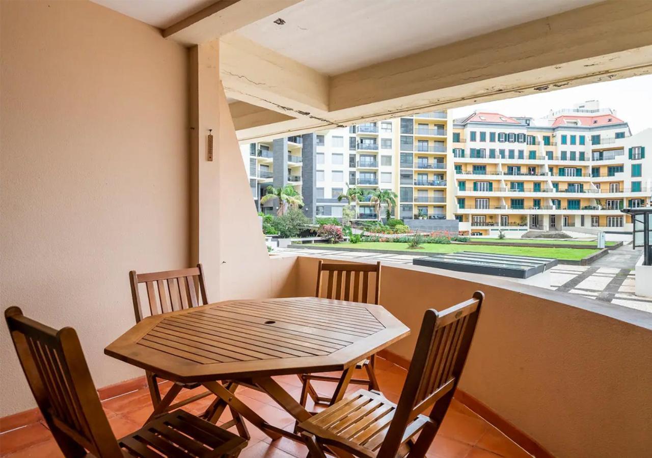 Lovely 1-Bedroom Apartment With Parking Ocean View Funchal  Eksteriør billede